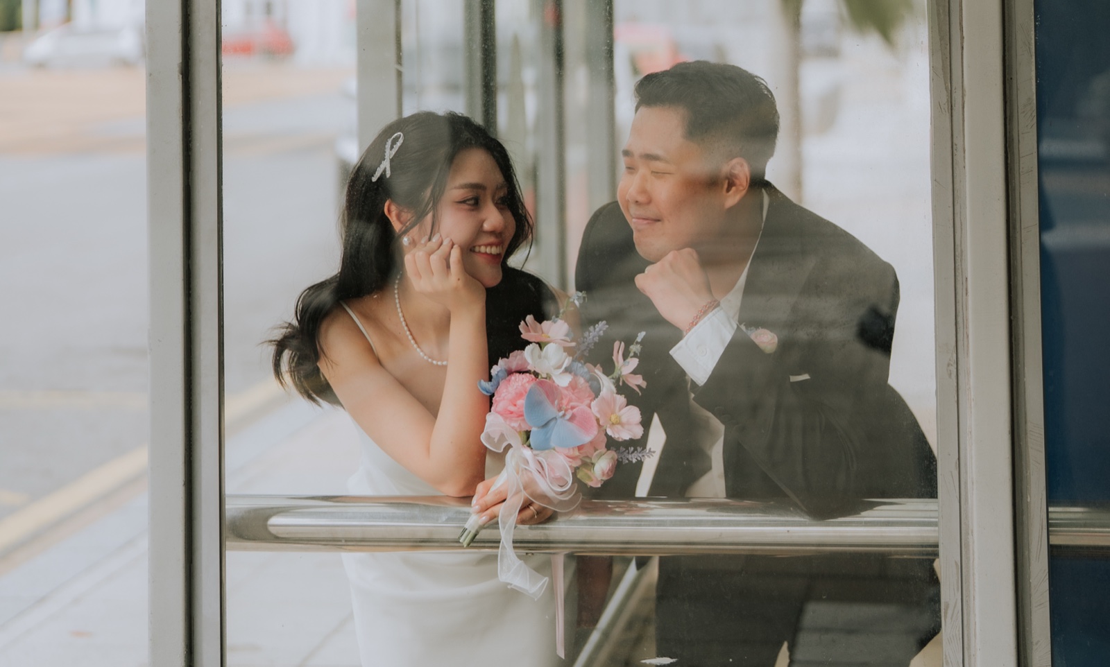 Hong Linh and Yi Chu portrait